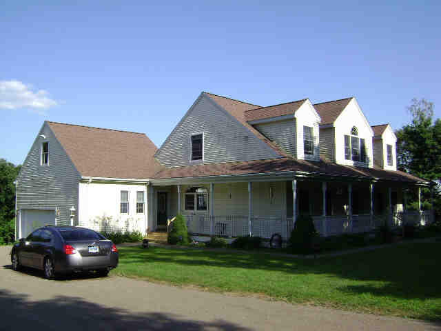 Building photograph for 170 TODD HILL RD